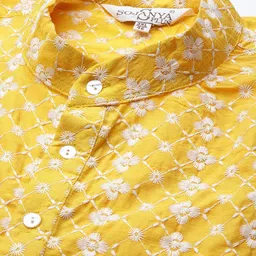 SOJANYA PLUS Men Yellow Ethnic Motifs Embroidered Kurta with Churidar image 3