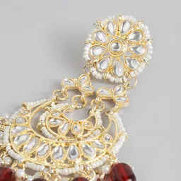 Peora Gold Plated Kundan Studded Dangle Earrings & Maang Tikka image 4