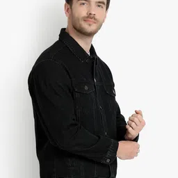 Kotty Men Black Printed Denim Jacket image 5