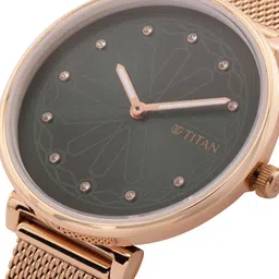 Titan Women Patterned Analogue Watch 2673WM03 image 4