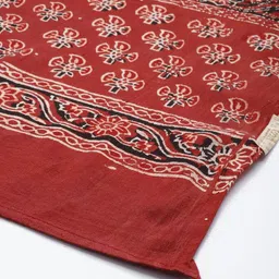 Taavi Floral Block Printed Ajrakh Pure Cotton Dupatta image 4