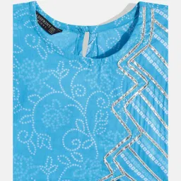 READIPRINT FASHIONS Kids Blue & White Printed Lehenga, Choli With Dupatta image 4