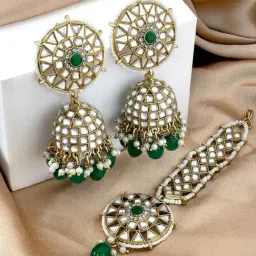 Peora Golden Green Kundan Set for Women-image-44