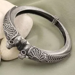 The Pari Silver-Plated Oxidised Bangle-picture-32