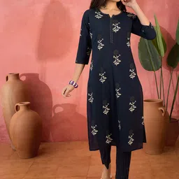 Vastramyaa Floral Printed Notch Neck Pure Cotton Straight Kurta With Trousers & Dupatta image 5