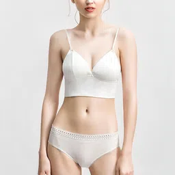 LULU & SKY Bra Medium Coverage image 2