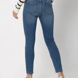 Vero Moda Blue Blended Distressed Mid rise Jeans image 3