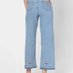Vero Moda Light Blue Cotton Relaxed Fit High Rise Jeans image 3
