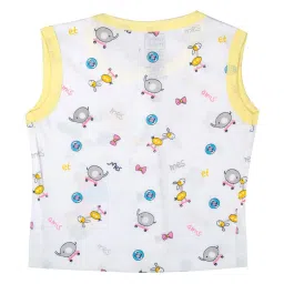 Mee Mee Kids Yellow & White Printed Vest with Shorts image 4