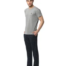 Vimal Jonney Grey & Navy Printed T-Shirt & Trackpants image 3