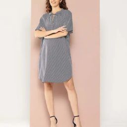 Qurvii Black Striped Shift Dress-picture-26