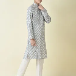 TABARD Kids Grey & White Printed Full Sleeves Kurta with Churidar image 3