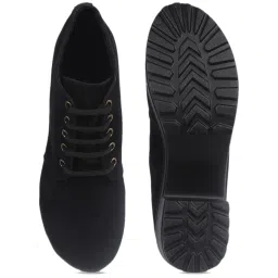 Shoetopia Women's Black Casual Booties image 3