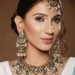 Priyaasi Ethnic Kundan Beaded Gold-Plated Necklace Set image 3