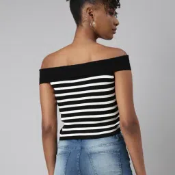 SHOWOFFFF Black & White Striped Crop Top image 2