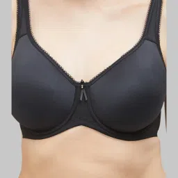 Wacoal Basic Beauty Padded Wired Full Coverage Full Support Everyday Comfort Spacer Cup Bra - Black image 5