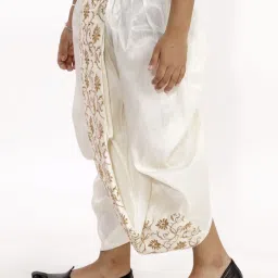VASTRAMAY Kids White Embroidered Dhoti image 3