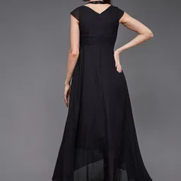 miss chase Black Embellished Sequined Fit & Flare Midi Dress image 4