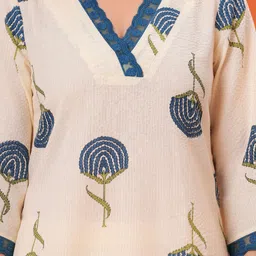 GULABI LEAF Printed V Neck Pure Cotton Top With Palazzo Co-Ords image 4