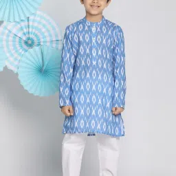 VASTRAMAY Kids Blue & White Cotton Printed Kurta image 4