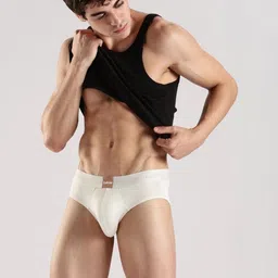 Calvin Klein Underwear Low-Rise Basic Briefs-picture-31