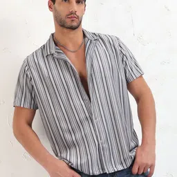 SHOWOFFFF Men Comfort Striped Casual Shirt-picture-38