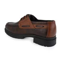 Styli Men's Brown Boat Shoes image 5