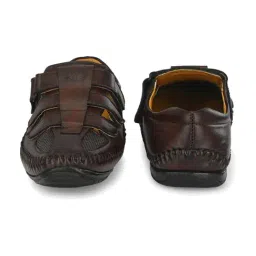 Prolific Brown Fisherman Sandals image 5