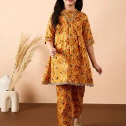 StyloBug Girls Yellow Cotton All over Print Kurti Set-picture-29