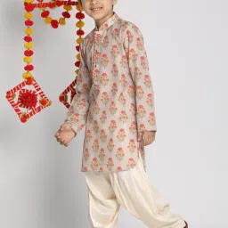 VASTRAMAY Kids Beige & Cream Cotton Printed Kurta Set image 3