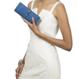 Hidesign Blue Casual Leather Bi-Fold Wallet for Women-image-62