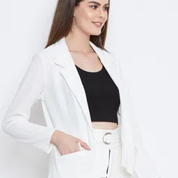 Zastraa Women White Solid Coat with Shorts image 3