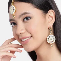 Zaveri Pearls Enamelling Sea Green Kundan Ethnic Earring & Maangtikka Set-ZPFK9632-picture-31