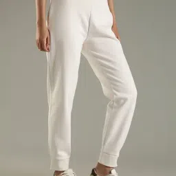 Tommy Hilfiger Ancient White Cotton Regular Fit Joggers image 4