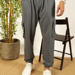 Thomas Scott Men Printed Relaxed Fit Mid Rise Joggers image 1