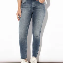 ONLY Women Skinny Fit Heavy Fade Stretchable Jeans-picture-31
