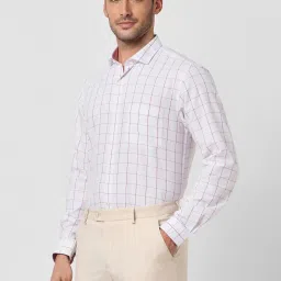 Peter England White Slim Fit Checks Shirt image 3