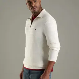 Tommy Hilfiger Off White Cotton Regular Fit Self Pattern Sweatshirt image 3