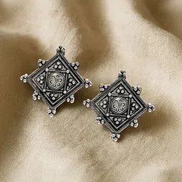 Kalakrith Milano German Silver Artificial Stones Studded Oxidized Diamond Shaped Studs image 2