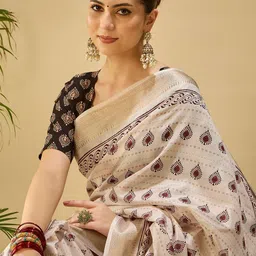 Mitera Ethnic Motifs Silk Blend Handloom Block Print Saree image 4