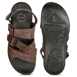 Bata Men's Brown Back Strap Sandals image 3