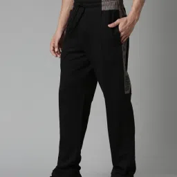 Breakbounce Black Straight Fit Printed Cotton Trackpants image 3