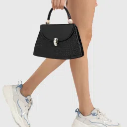 HauteSauce Black Textured Medium Leather Handheld Handbag image 3