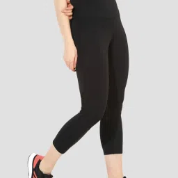 SILVERTRAQ Black Logo Print Capris image 3