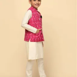 KISAH Kids Pink & White Printed Full Sleeves Kurta Set image 3