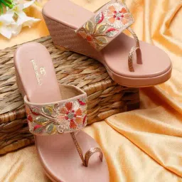 Pelle Albero Women's Sultan Toe Ring Wedges-picture-32