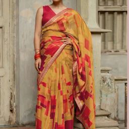 Mirchi Fashion Yellow Vichitra Silk Geometric Printed Saree For Women-picture-12