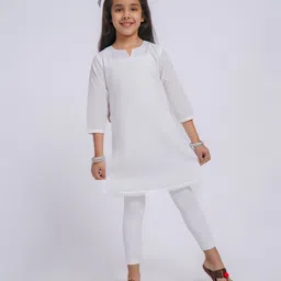 Vastramay Cotton Three Fourth Sleeves Solid Kurta - White image 5