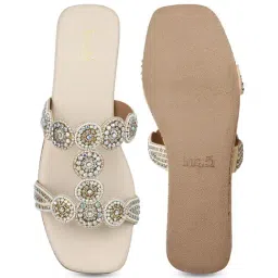 Inc.5 Women's Cream Casual Wedges image 4