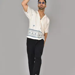 UNDERLOOP Men Comfort Oversized Fit Floral Printed Cuban Collar Cotton Casual Shirt image 2